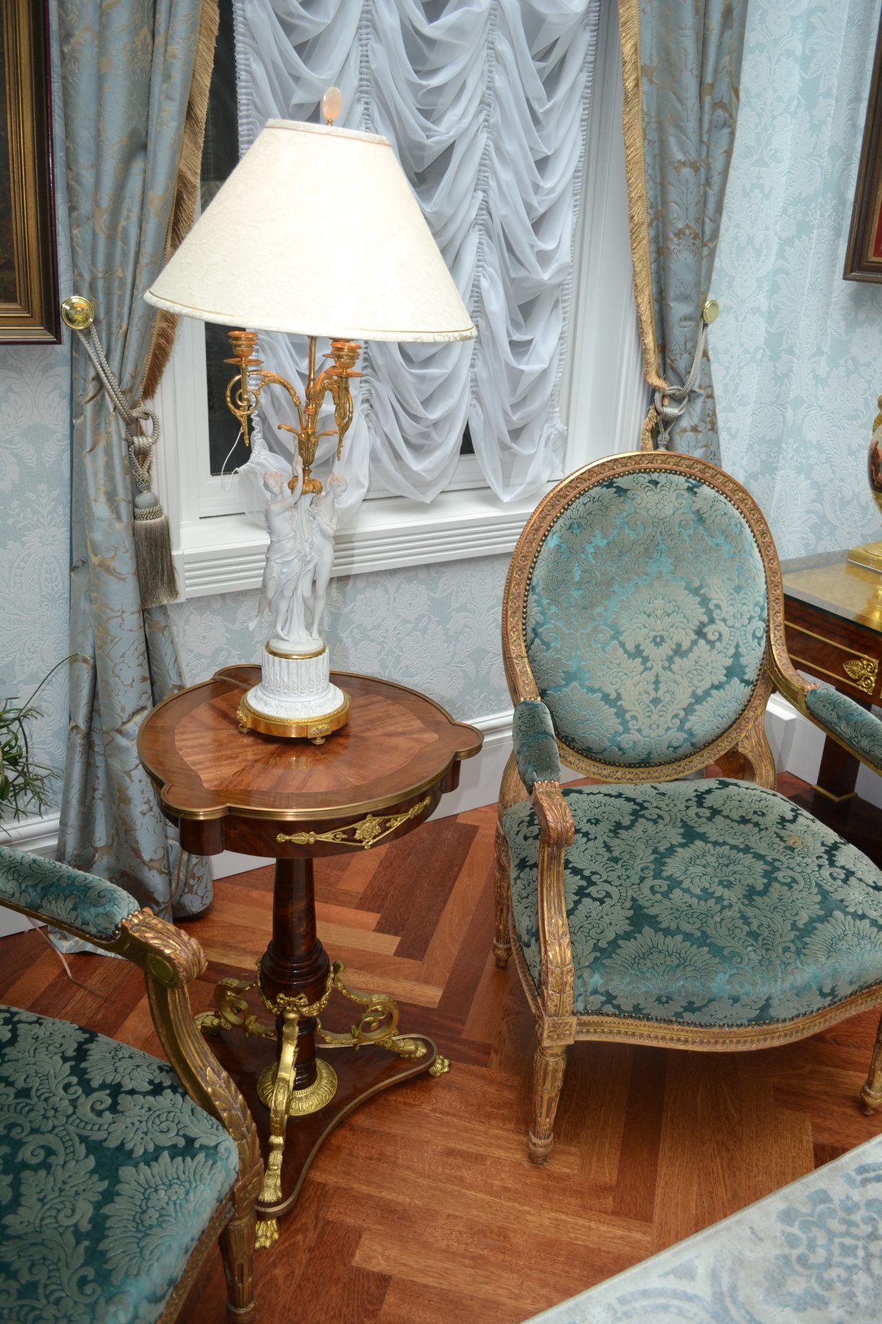 French Napoleon III Style Tulipwood and Mahogany Table - Image 8