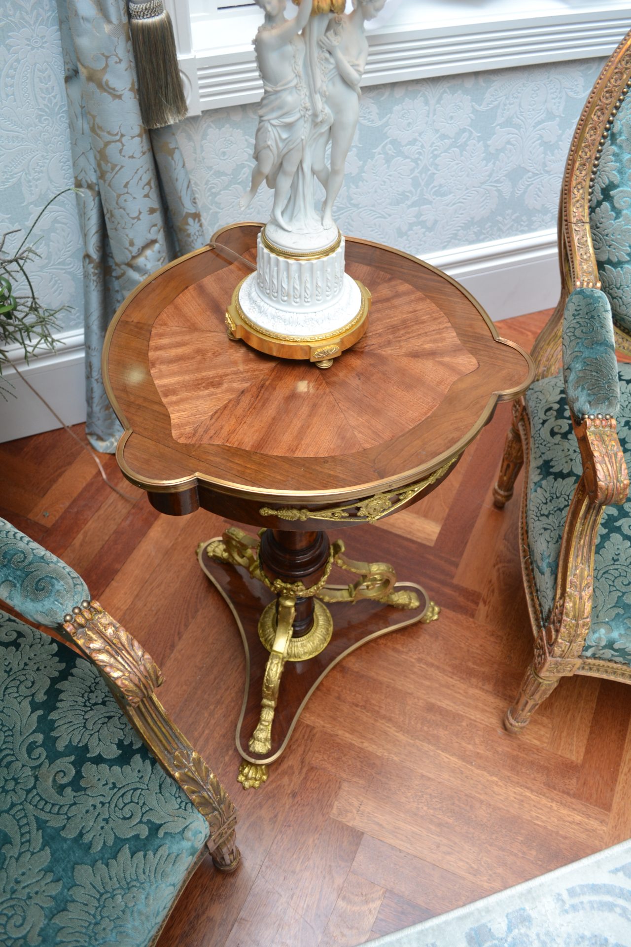 French Napoleon III Style Tulipwood and Mahogany Table - Image 7