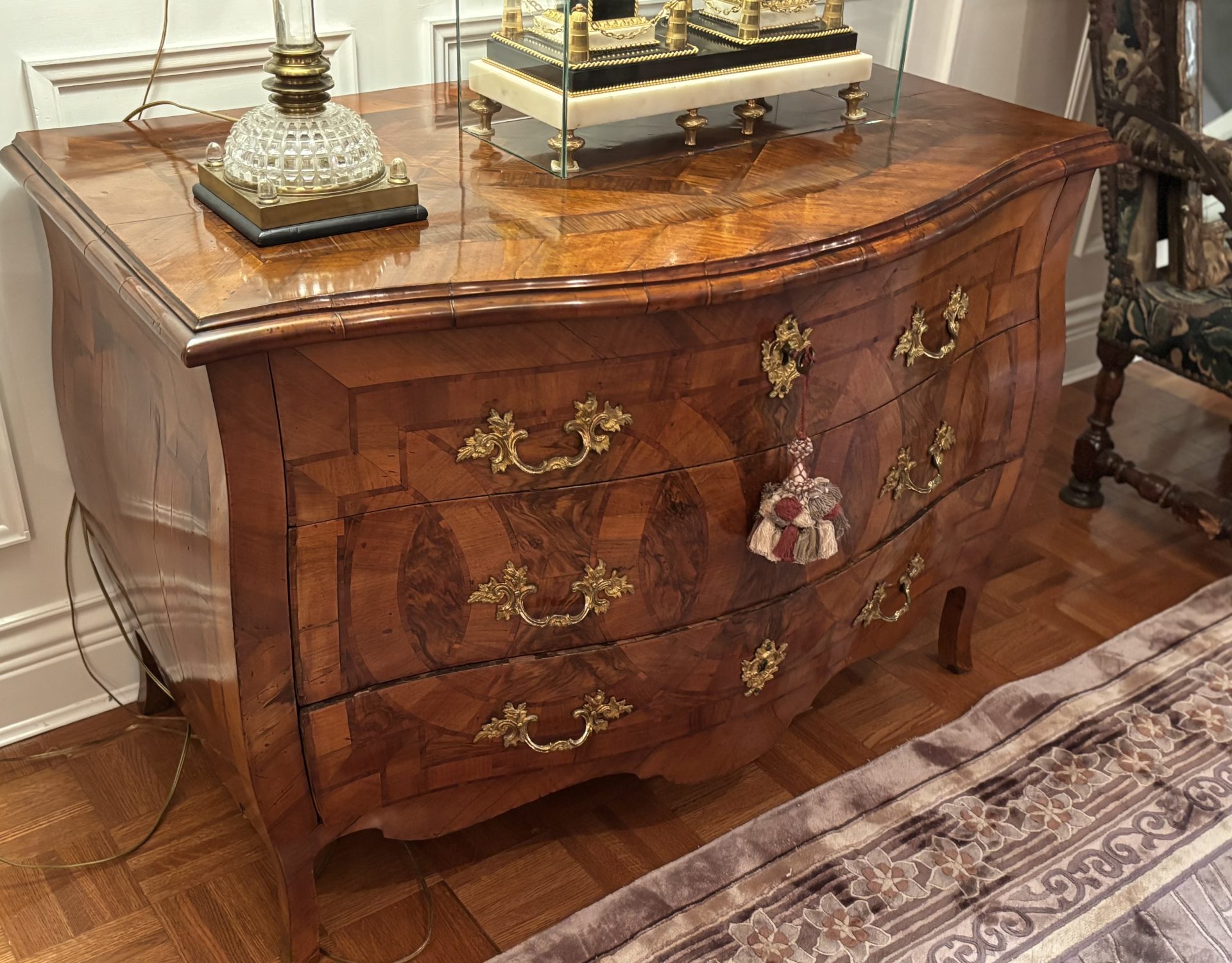 18thC Italian Marquetry Bombe Chest of Drawers - Image 20