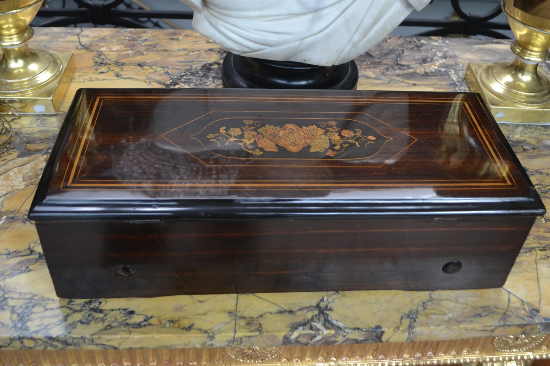 A fully restored and working late 19 Century Swiss cylinder music box - Image 18