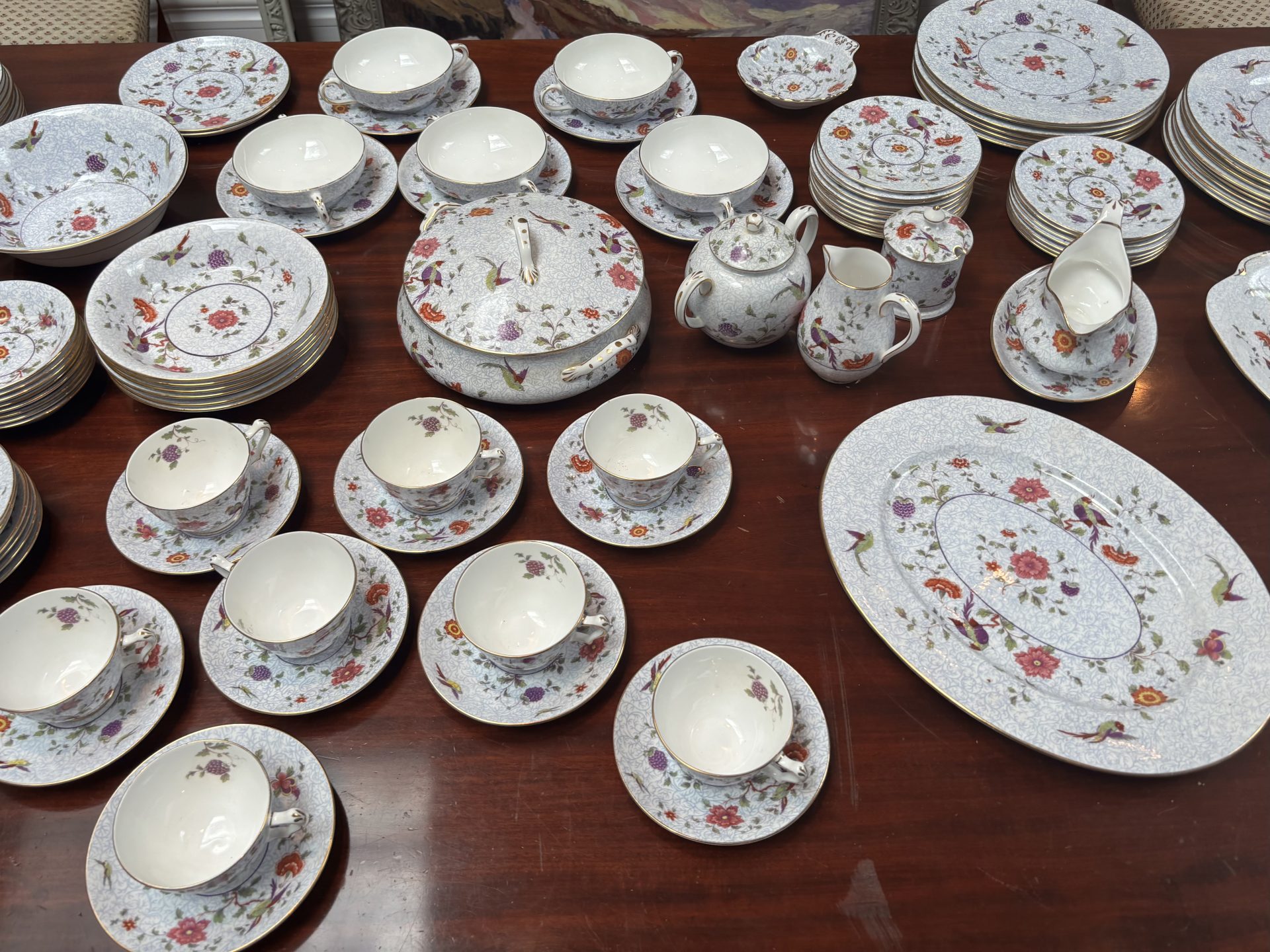 A 130 Piece Set of Crown Staffordshire China "Birds of Paradise" Pattern 1950"s - Image 7